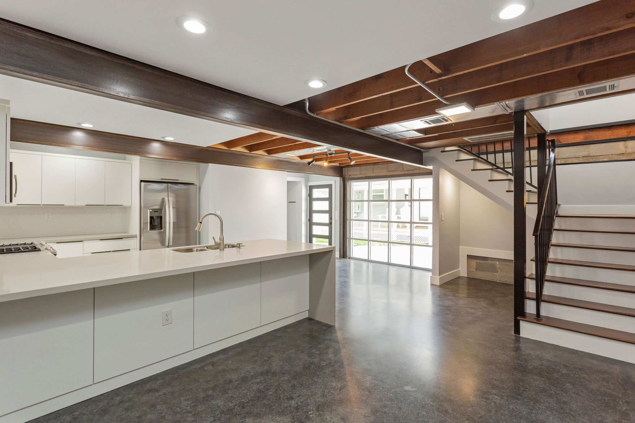 2005 Portsmouth Street, Unit C Houston, TX 77098 - Photo 3 of 26