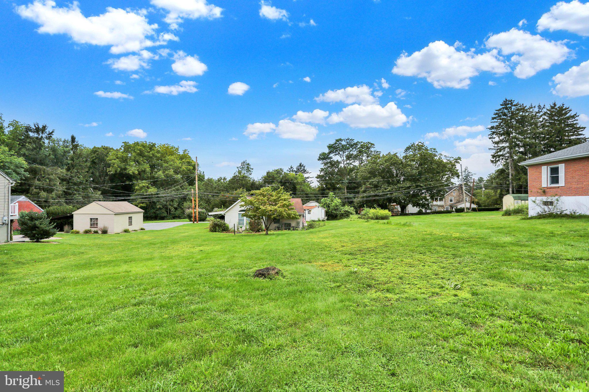 3420 Stoudts Ferry Bridge Road Reading, PA 19605 - Photo 8 of 25 E26A8692