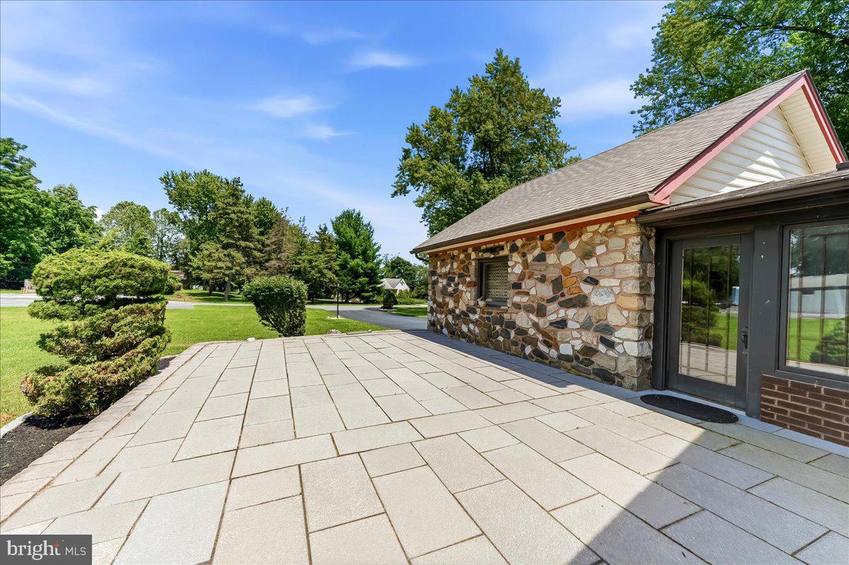 2732 Old Cedar Grove Road Broomall, PA 19008 - Photo 11 of 21