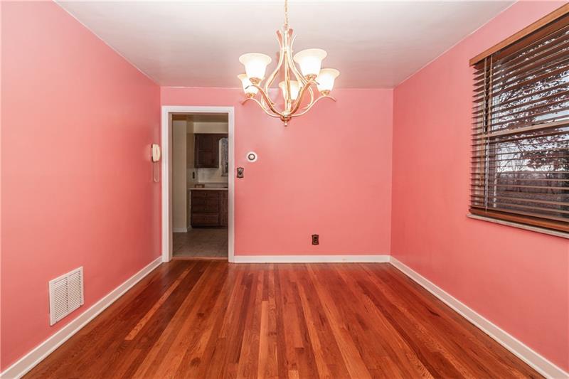 8101 Peebles Road Pittsburgh, PA 15237 - Photo 6 of 25 Dining Room 13x10
