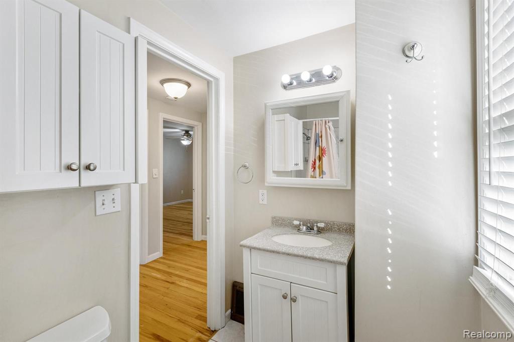 1335 South Troy, MI 48098 - Photo 13 of 40