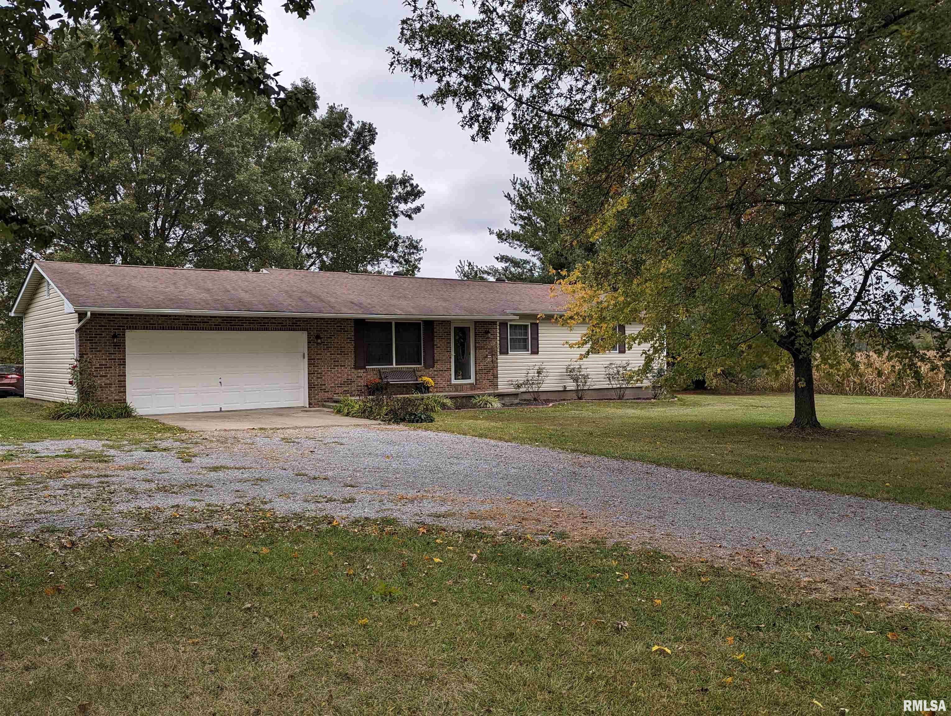5431 Wards Mill Road Marion, IL 62959 - Photo 4 of 38 Gallery Image 4