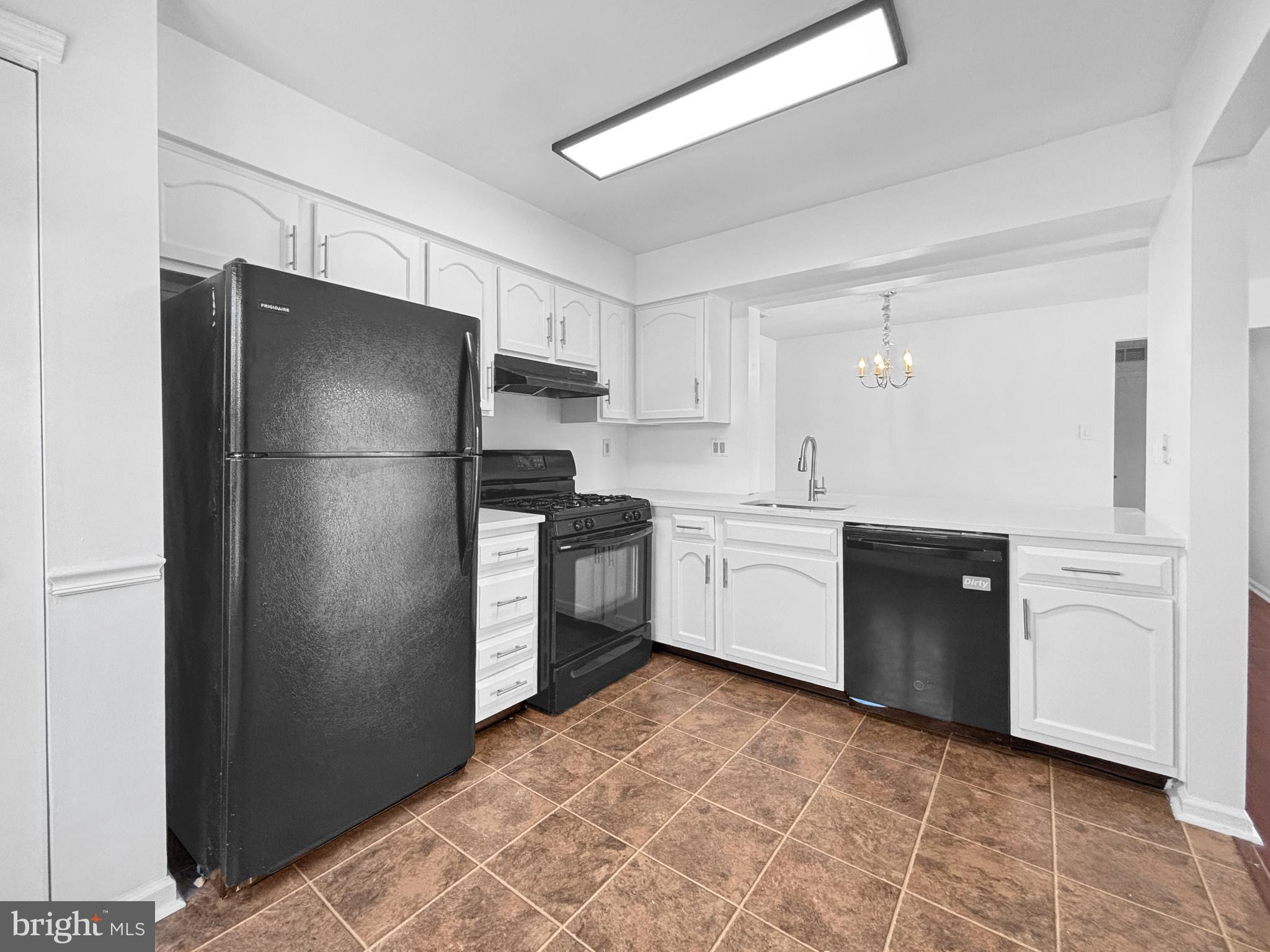 3102 Limestone Way Mount Laurel, NJ 08054 - Photo 8 of 23 New quartz countertop, updated kitchen.