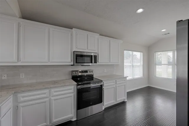 $2,000 | 14605 Ophiuchus Court, Willis, TX 77318