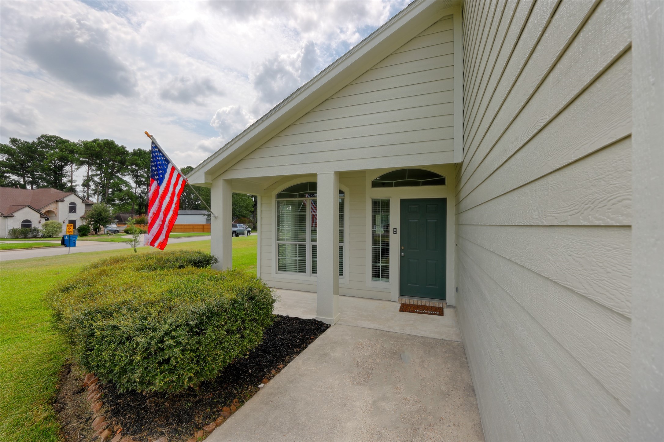 14605 Ophiuchus Court Willis, TX 77318 - Photo 3 of 37