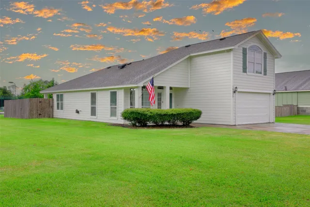 $2,000 | 14605 Ophiuchus Court, Willis, TX 77318