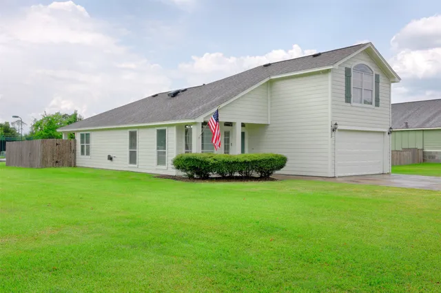 $1,995 | 14605 Ophiuchus Court, Willis, TX 77318