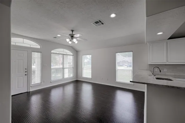 $2,000 | 14605 Ophiuchus Court, Willis, TX 77318