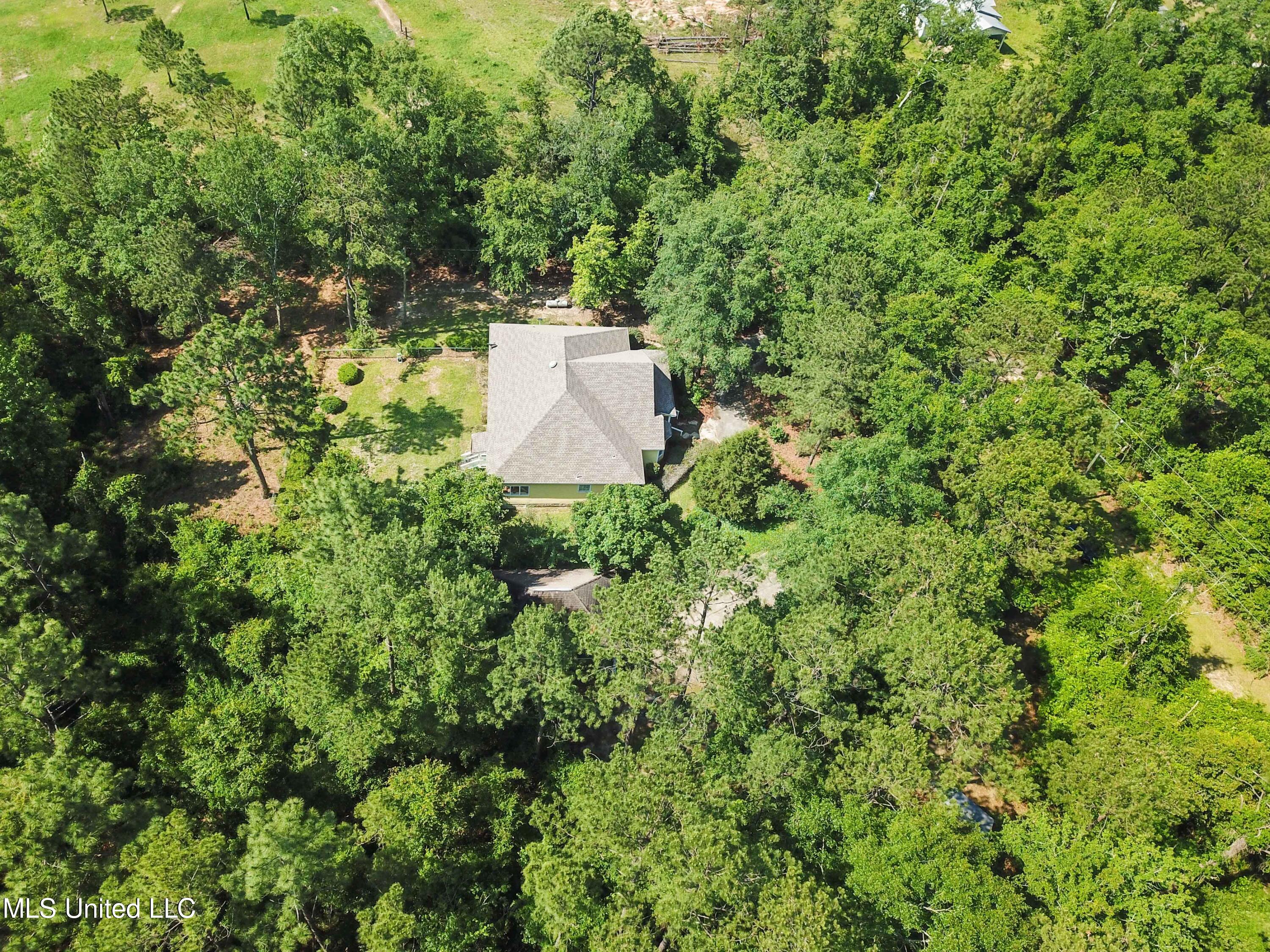 138 Green Road Lucedale, MS 39452 - Photo 36 of 41 037
