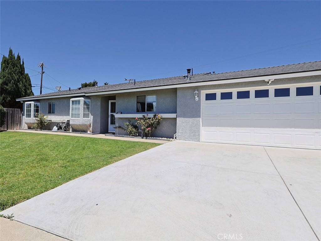 855 Crescent Santa Maria, CA 93455 - Photo 3 of 21