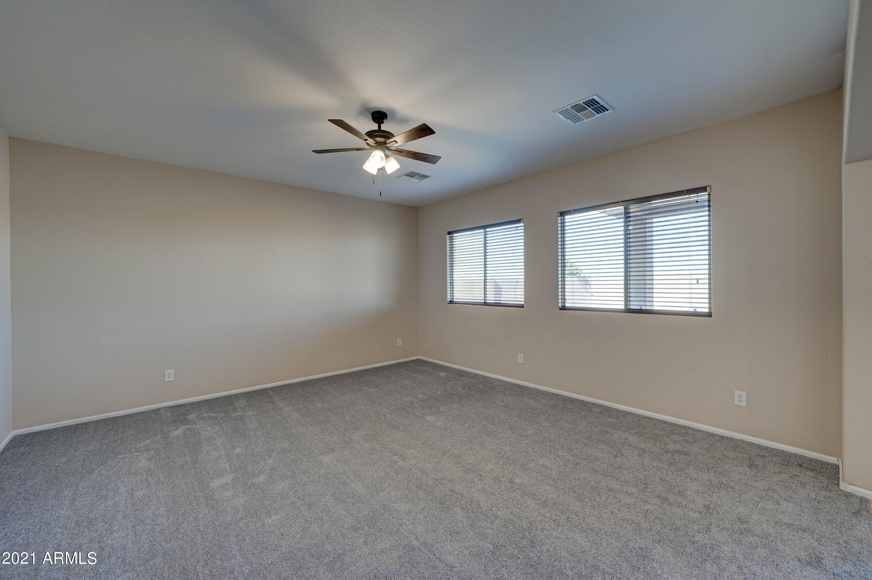 25184 North Poseidon Road Florence, AZ 85132 - Photo 10 of 39 25184 N Poseidon Rd-6