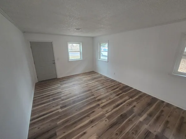 $995 | 2601 Westover Avenue Southwest, Unit 1, Roanoke, VA 24015