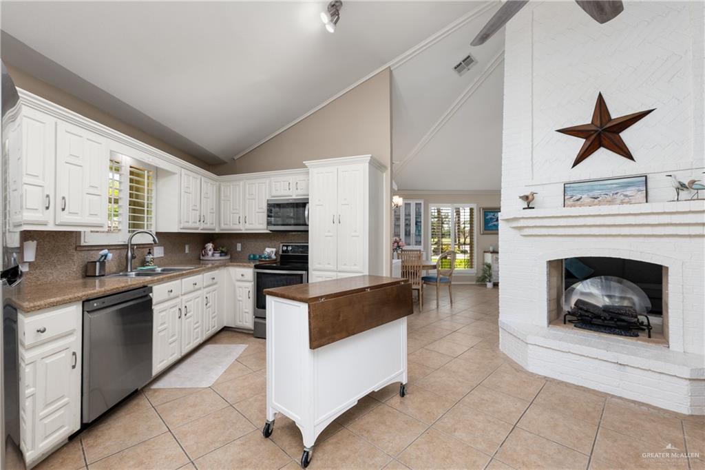 2732 Rhett Drive Pharr, TX 78577 - Photo 7 of 24