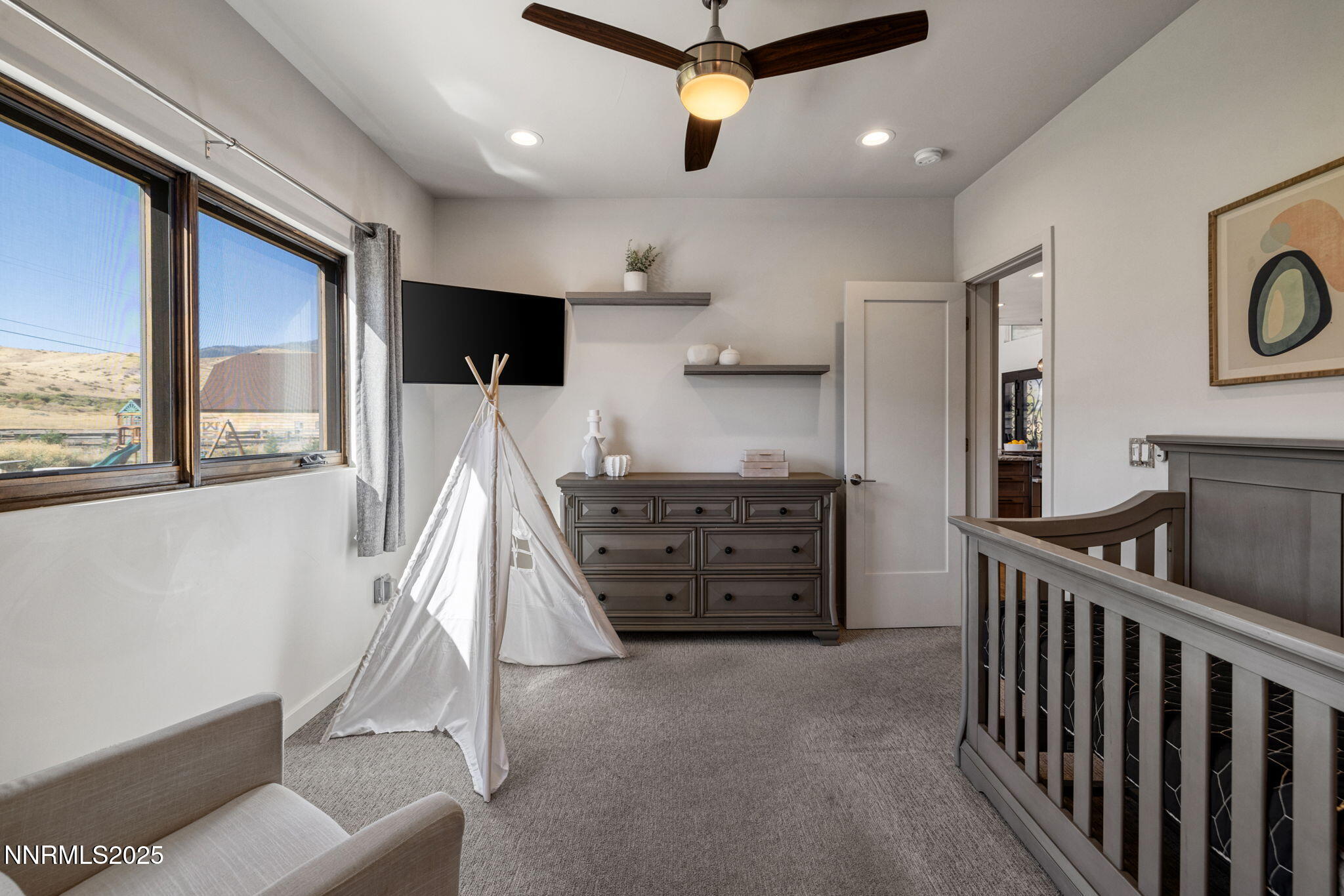 2255 Warrior Lane Reno, NV 89523 - Photo 17 of 52 a living room with furniture