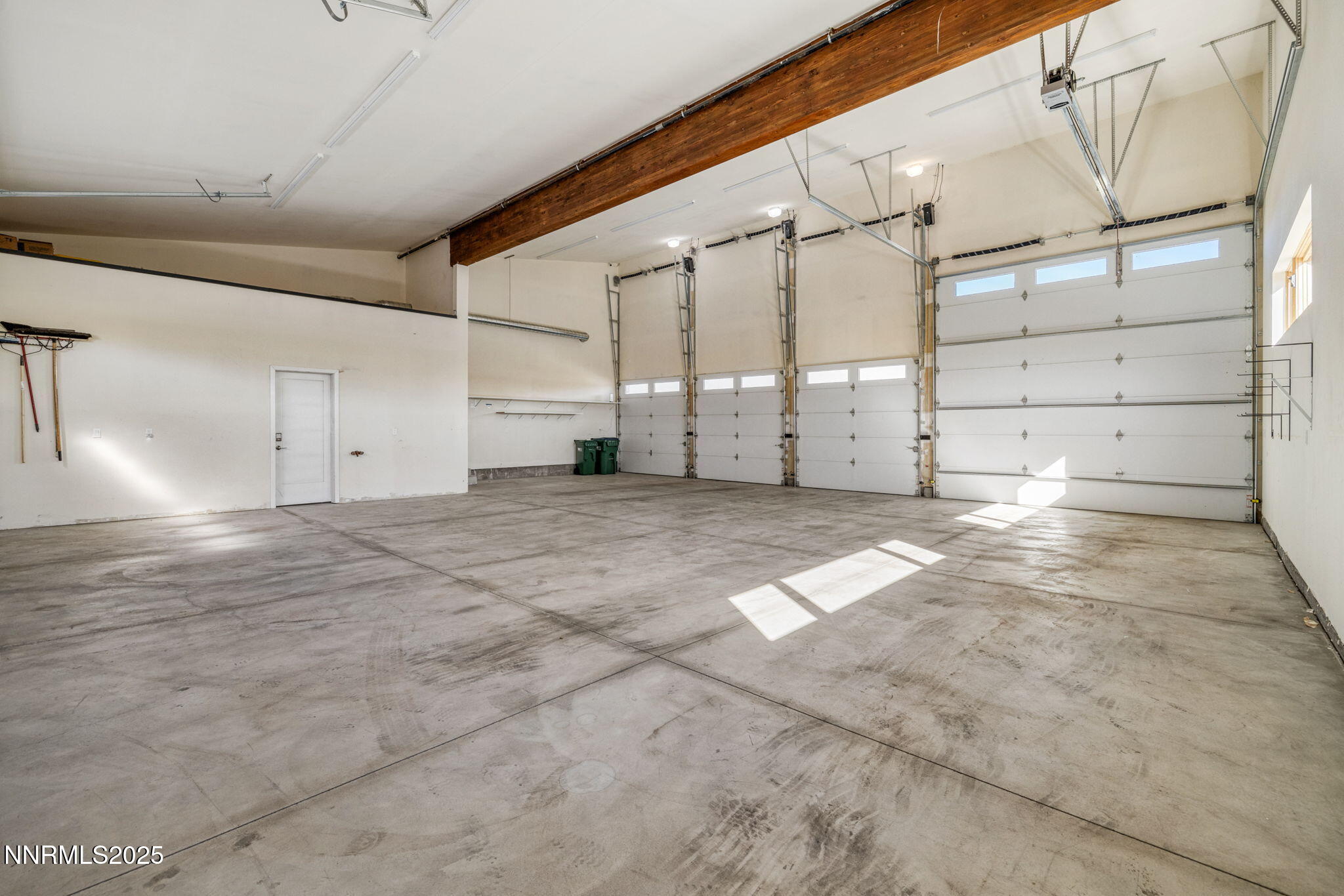 2255 Warrior Lane Reno, NV 89523 - Photo 49 of 52 a view of a garage