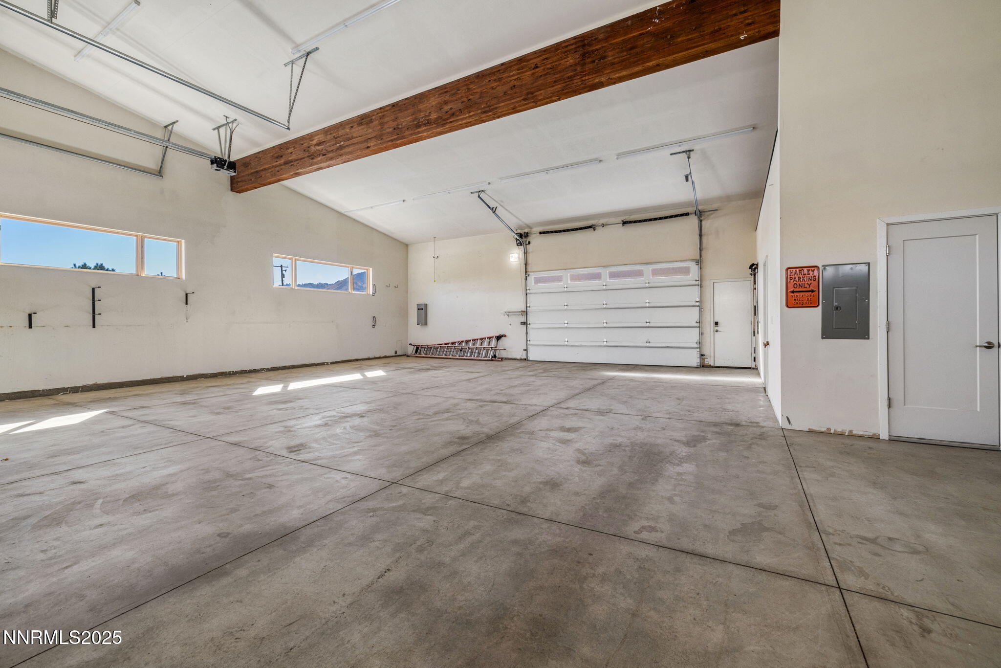 2255 Warrior Lane Reno, NV 89523 - Photo 51 of 52 a view of a garage