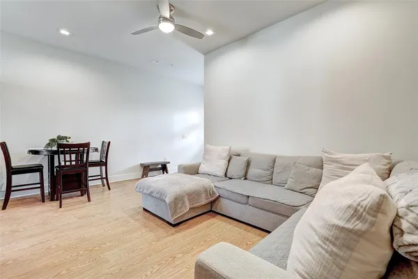 $204,900 | 2400 Louis Henna Boulevard, Unit 305, Round Rock, TX 78664