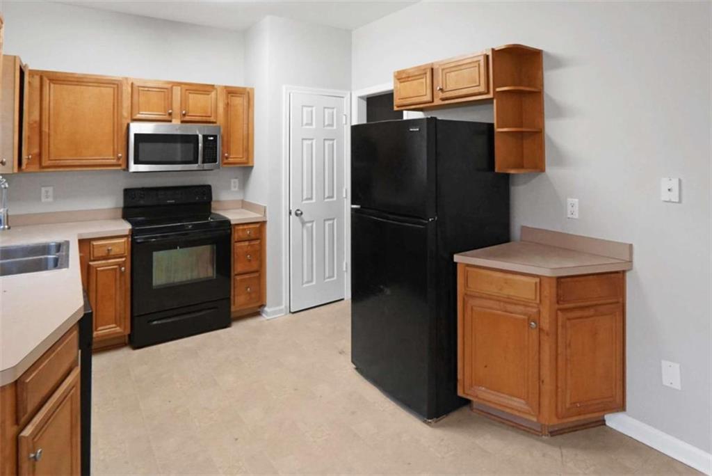 2555 Flat Shoals Road, Unit 404 South Fulton, GA 30349 - Photo 4 of 18