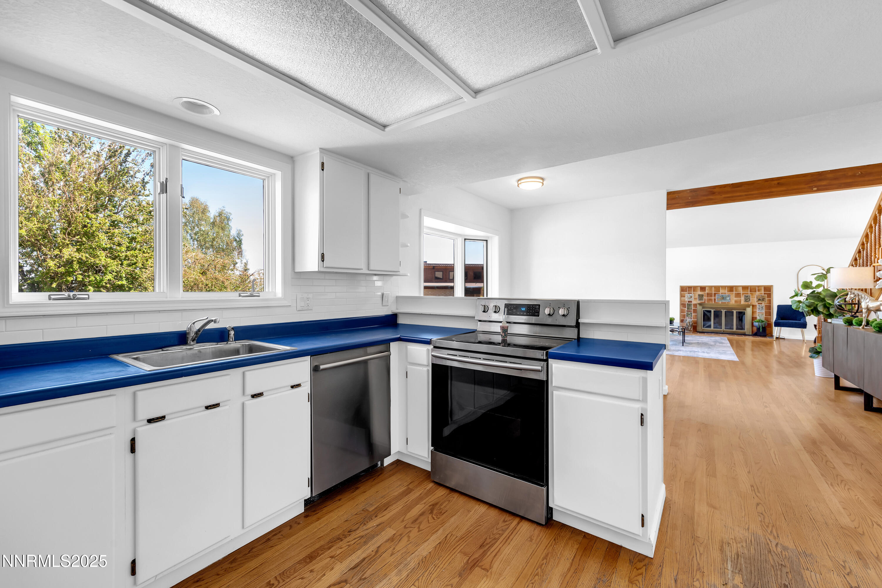 4360 Slide Mountain Circle Reno, NV 89511 - Photo 22 of 48 Kitchen wider angle
