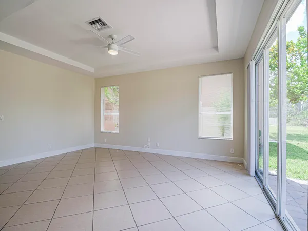 $2,600 | 5605 Spanish River Road, Fort Pierce, FL 34951