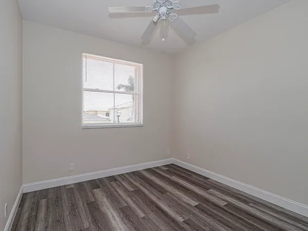 $2,600 | 5605 Spanish River Road, Fort Pierce, FL 34951