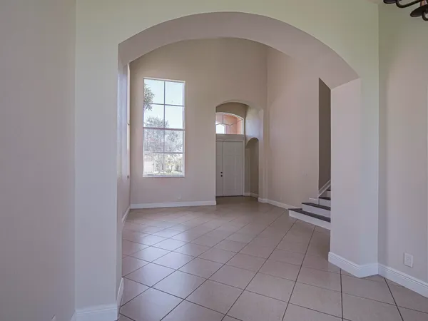 $2,600 | 5605 Spanish River Road, Fort Pierce, FL 34951