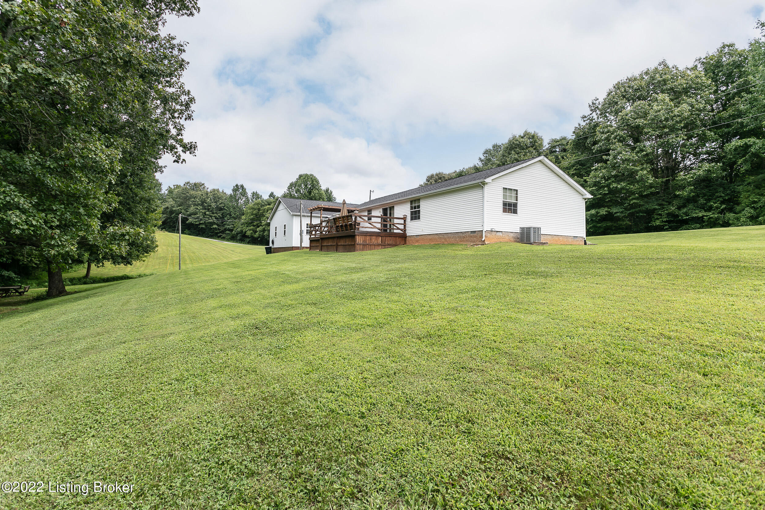 400 Earnest Chaudion Road Magnolia, KY 42757 - Photo 5 of 39 400ErnestChadouin-9