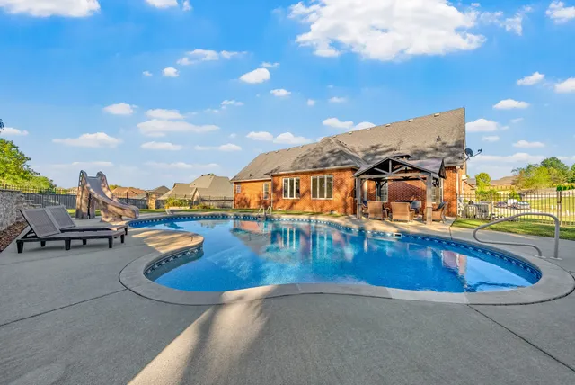 $764,999 | 185 Plantation Drive, Pleasant View, TN 37146