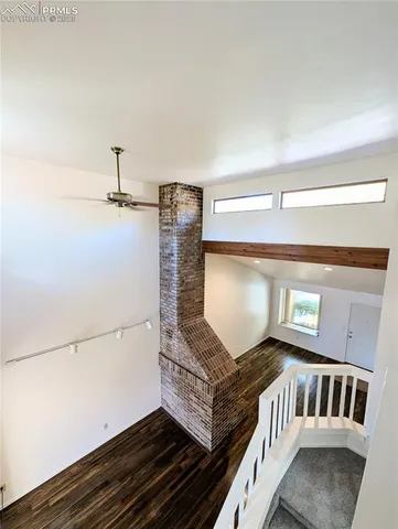 a view of an empty room and window