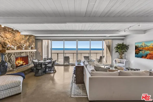 $3,595,000 | 1 Spinnaker Street, Unit 2, Marina del Rey, CA 90292