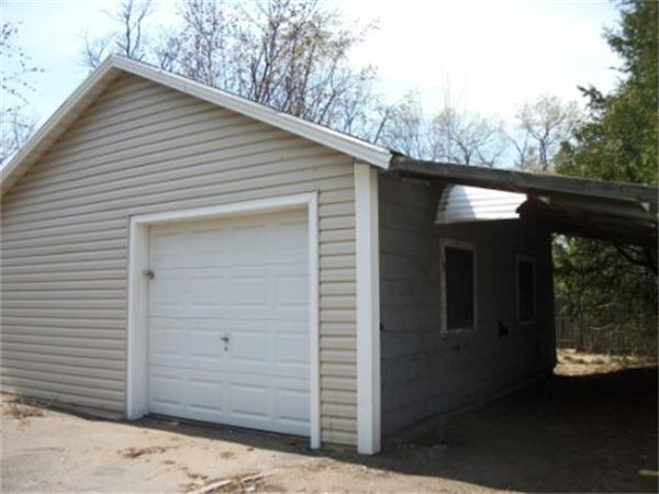 520 Granby Road Chicopee, MA 01013 - Photo 3 of 11 a view of a small house