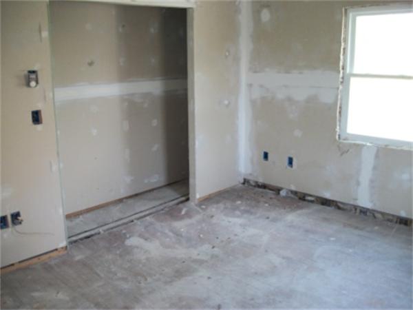 520 Granby Road Chicopee, MA 01013 - Photo 8 of 11 a view of an empty room