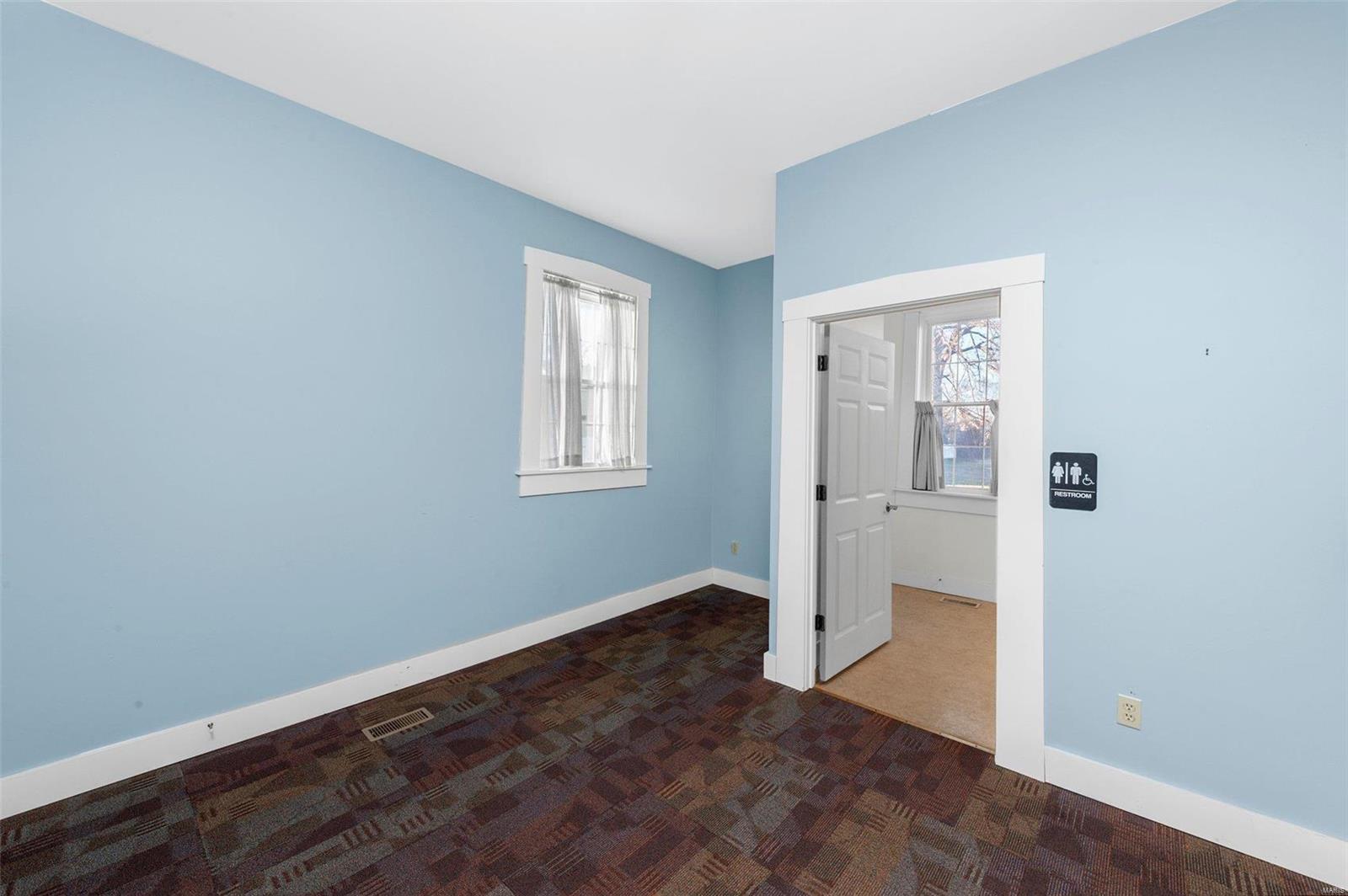 1053 Feise Road O'Fallon, MO 63366 - Photo 17 of 43 Gallery Image 17