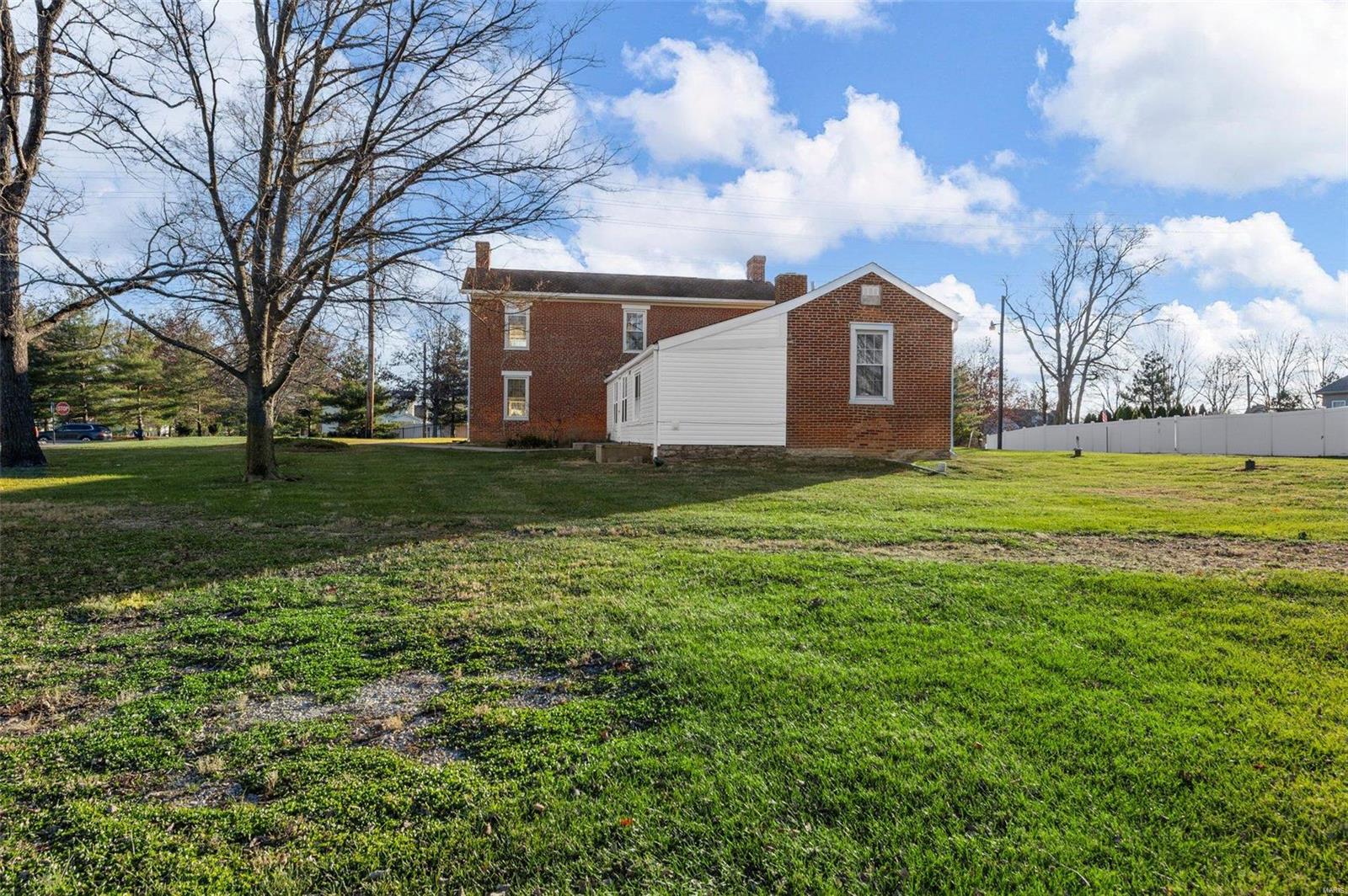 1053 Feise Road O'Fallon, MO 63366 - Photo 32 of 43 Gallery Image 32