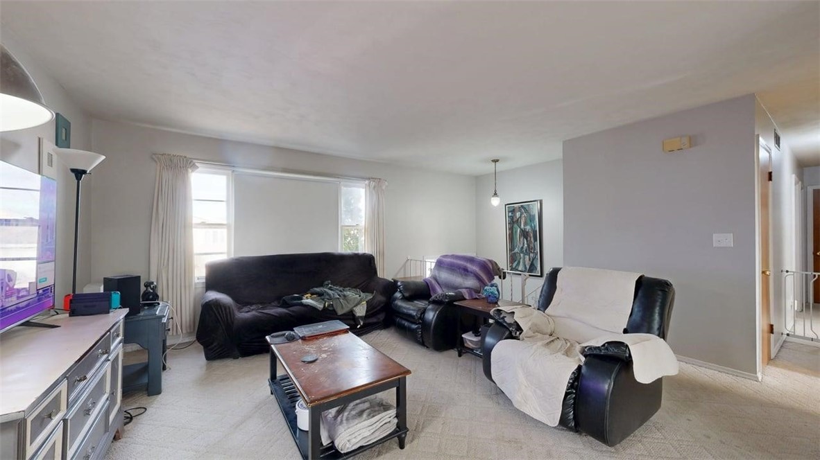 3902 Greenridge Drive Decatur, IL 62526 - Photo 3 of 18 Gallery Image 3