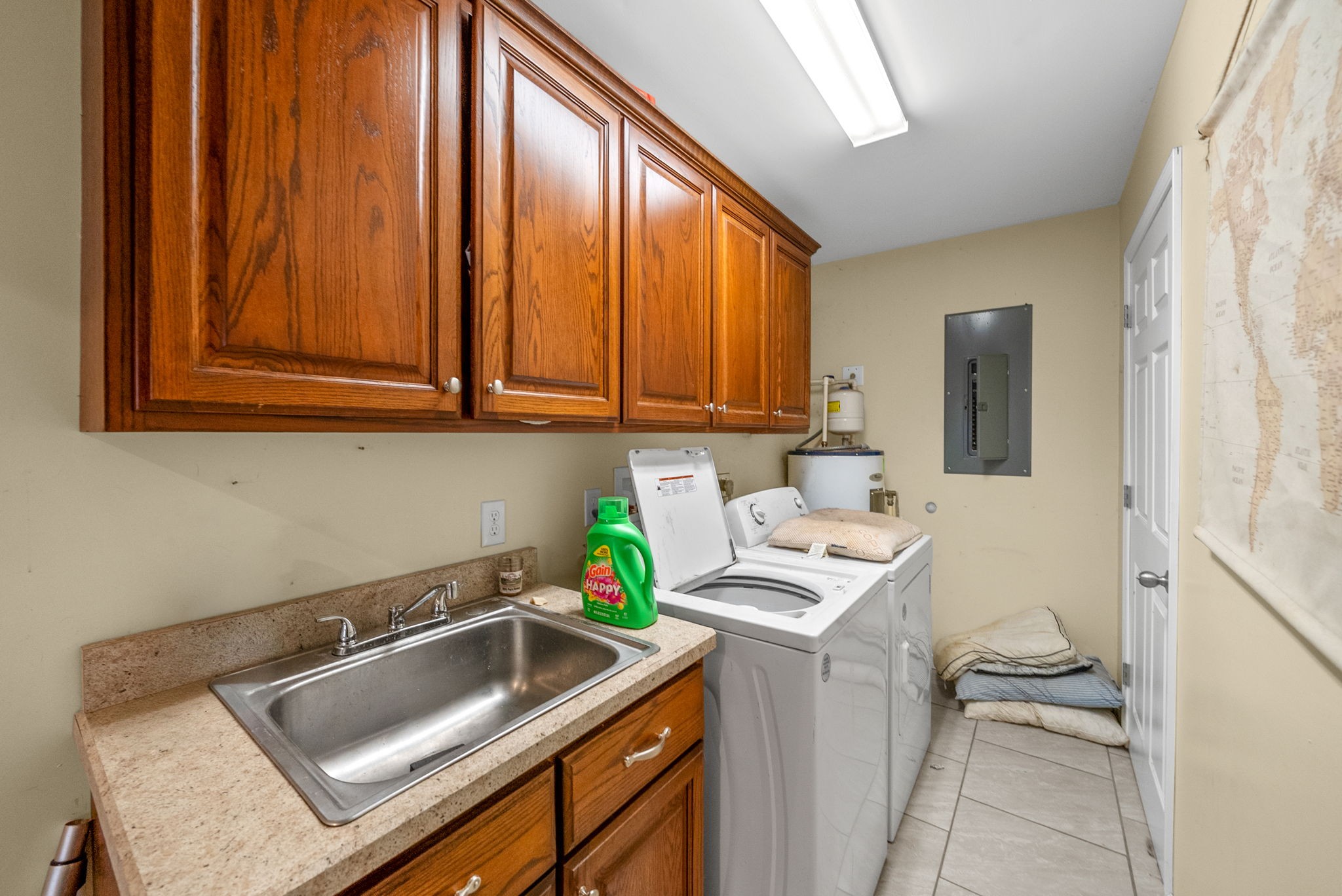 5619 Pembroke-Fairview Road Pembroke, KY 42266 - Photo 25 of 29 a kitchen that has a sink and a stove with wooden floor
