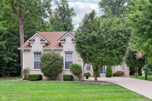 $569,900 | 7701 Black Walnut Drive, Avon, IN 46123
