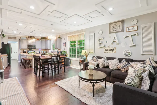 $569,900 | 7701 Black Walnut Drive, Avon, IN 46123