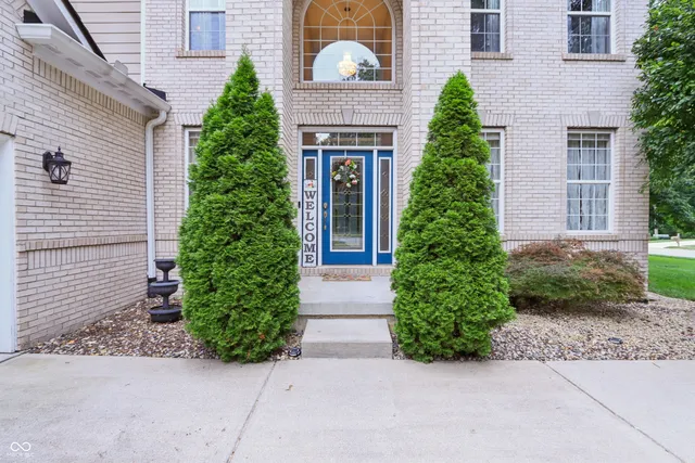 $569,900 | 7701 Black Walnut Drive, Avon, IN 46123