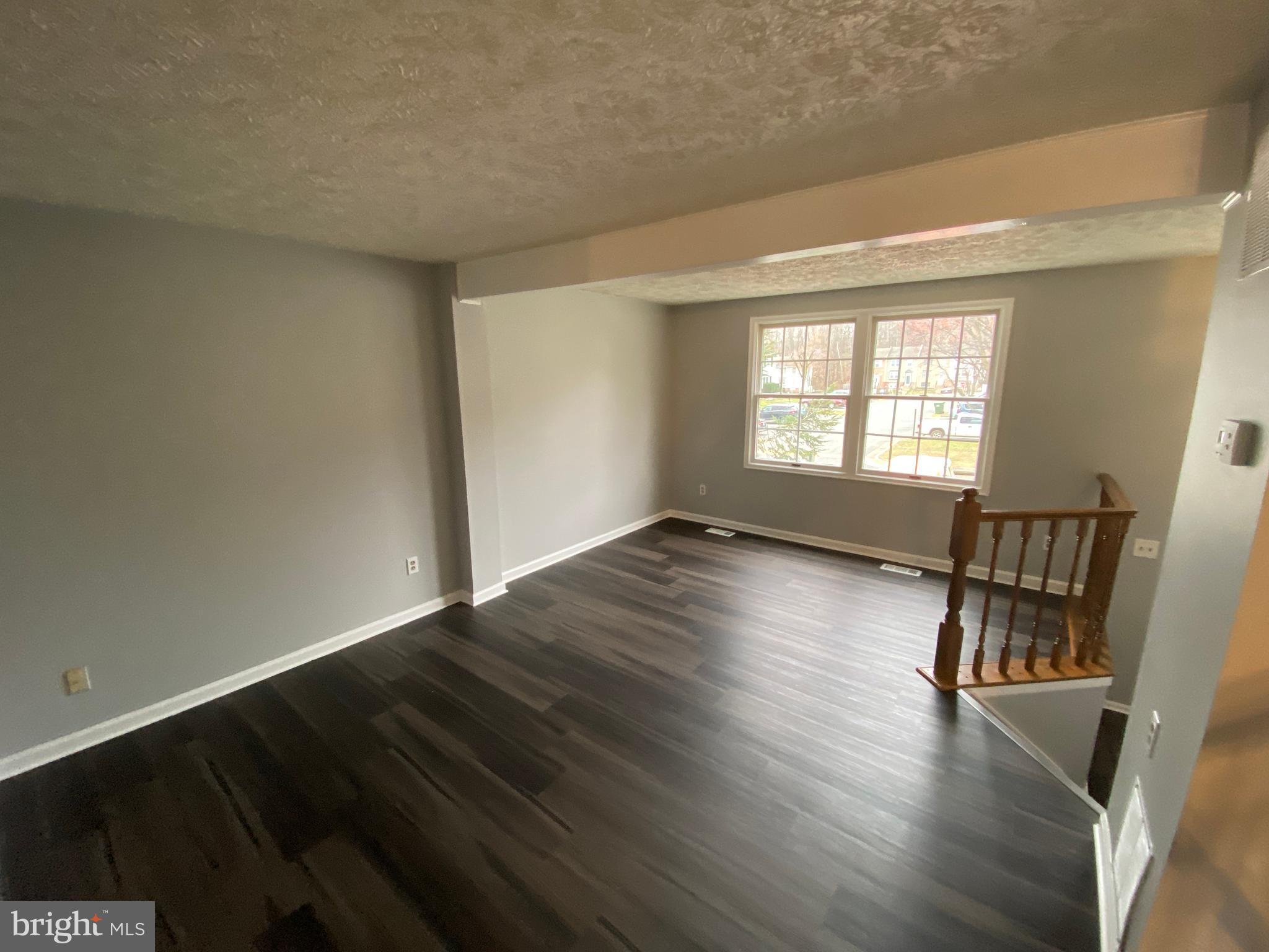 300 Cross Ridge Court Stafford, VA 22554 - Photo 4 of 38