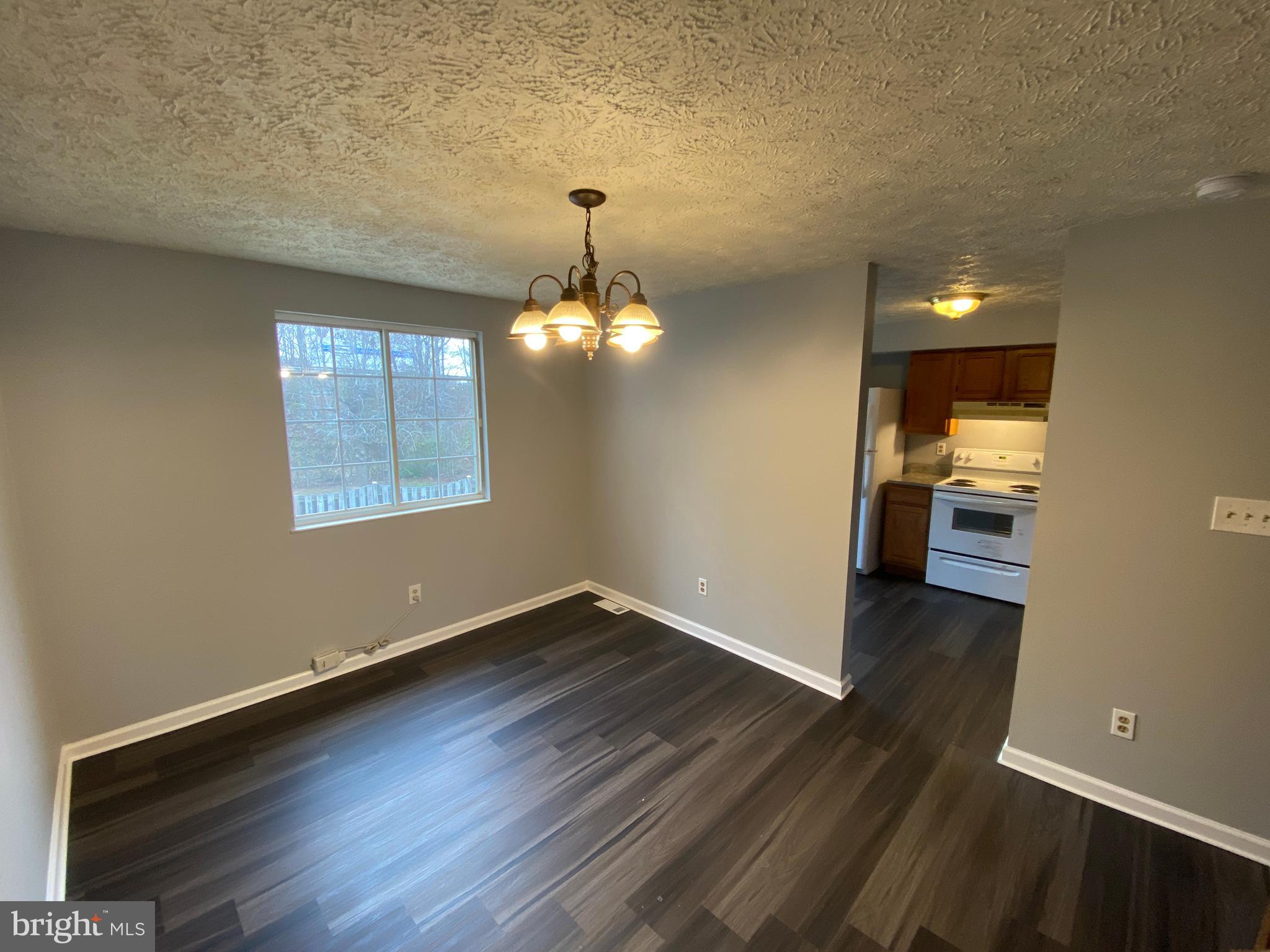 300 Cross Ridge Court Stafford, VA 22554 - Photo 8 of 38