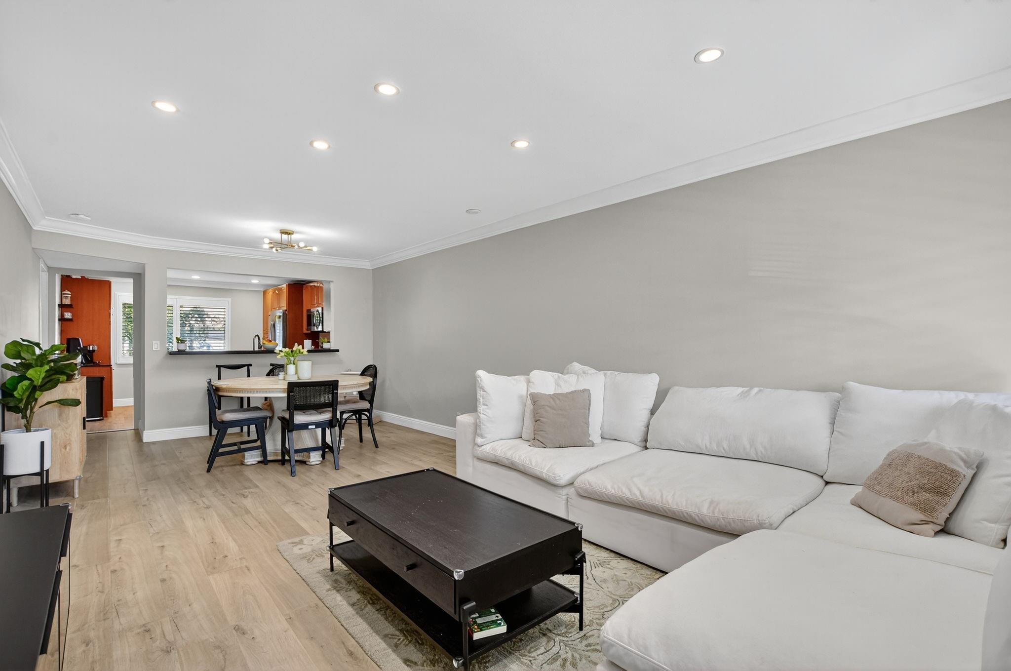 55 Southeast 14th Street, Unit 211 Boca Raton, FL 33432 - Photo 3 of 28 Photo 3