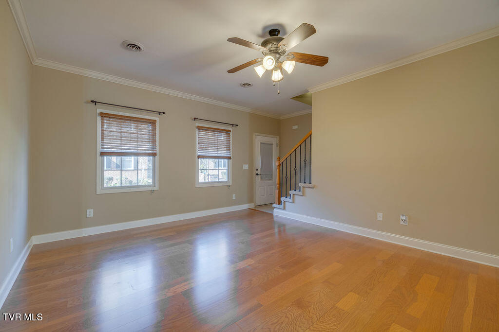 601 West Mountainview Road, Unit 200 Johnson City, TN 37604 - Photo 7 of 38 007