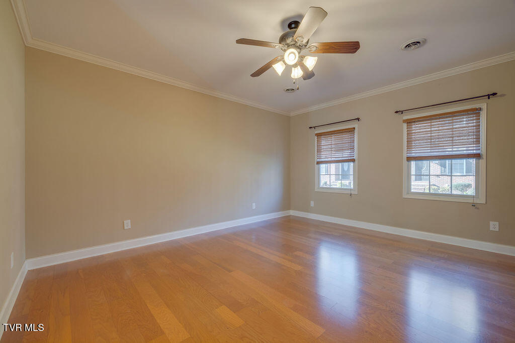 601 West Mountainview Road, Unit 200 Johnson City, TN 37604 - Photo 8 of 38 008