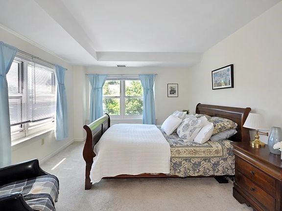 1 Watermill Place, Unit 306 Arlington, MA 02476 - Photo 19 of 35