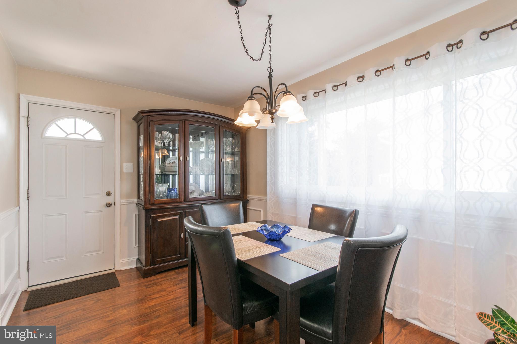 47 Home Road Hatboro, PA 19040 - Photo 9 of 37 Dining Room with New Back Exterior Door