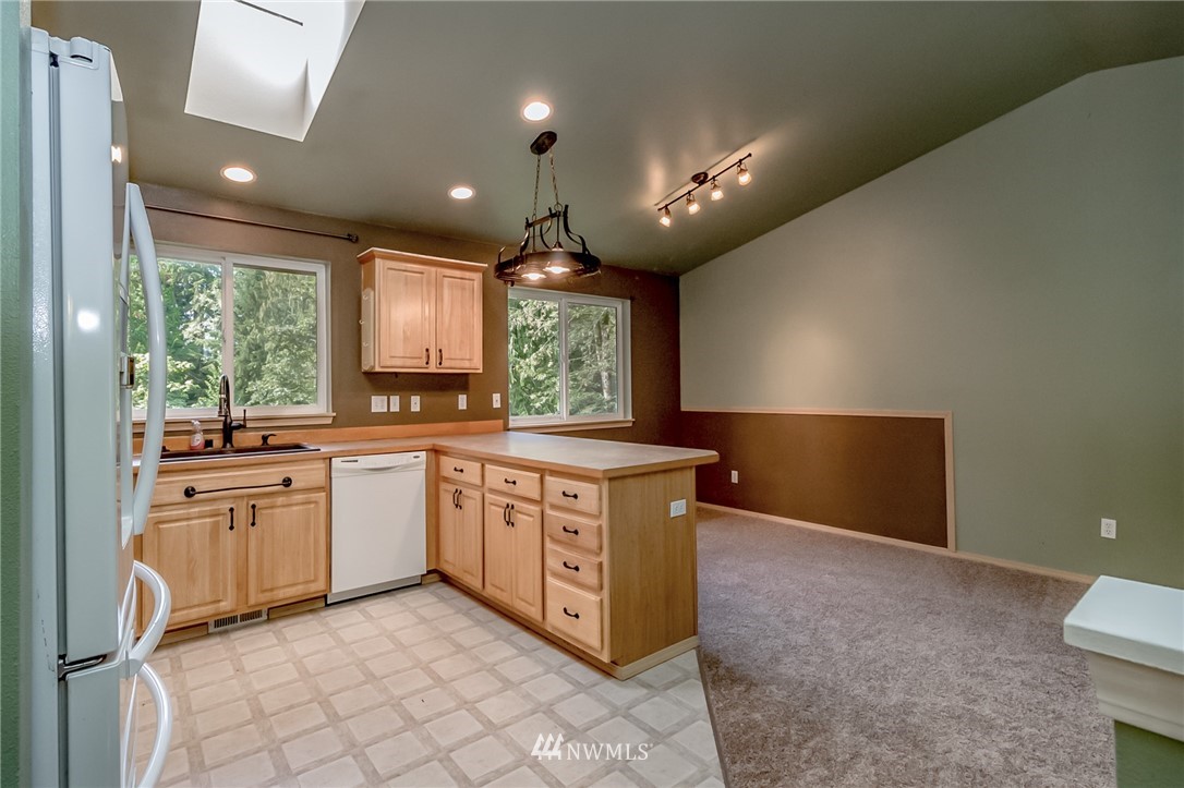 8402 Spada Road Snohomish, WA 98290 - Photo 4 of 21