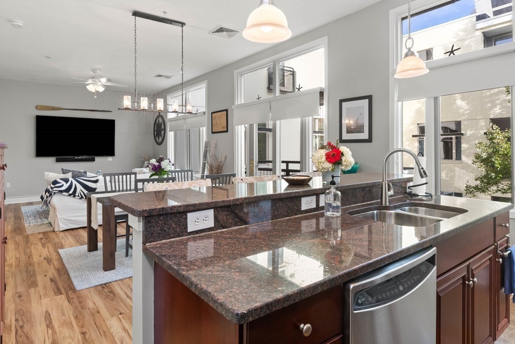 45 Rantoul Street, Unit 313 Beverly, MA 01915 - Photo 2 of 42 Gallery Image 2
