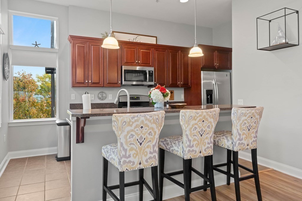 45 Rantoul Street, Unit 313 Beverly, MA 01915 - Photo 5 of 42 Gallery Image 5