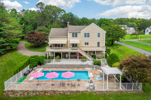 $1,049,000 | 20 Laura Drive, Danbury, CT 06811
